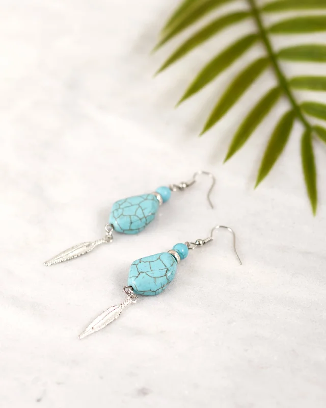 Classic Pearl Stud Earrings-Turquoise & Feather Earrings