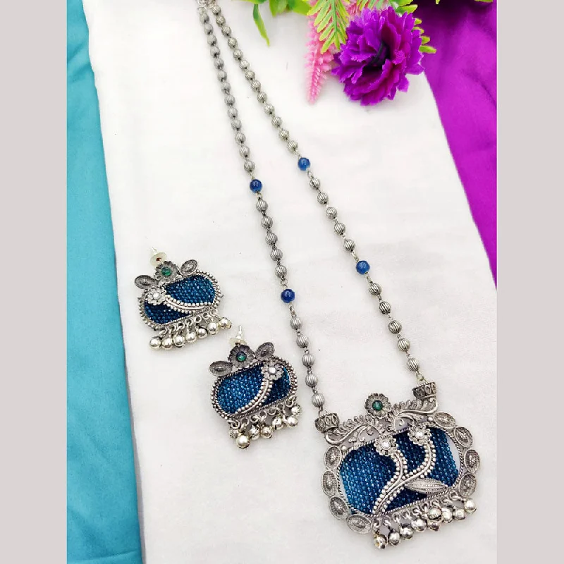 Flower Necklace for Women-Fancyla Oxidised Plated Pota Stone And Pearls Long Necklace Set