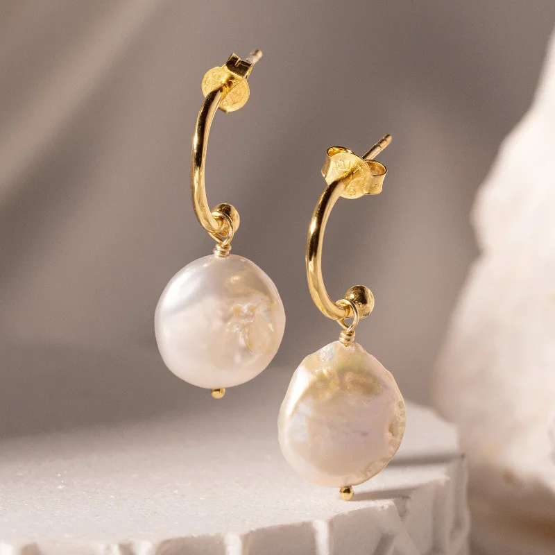 Minimalist Earrings for Everyday-Aura Pearl Earrings