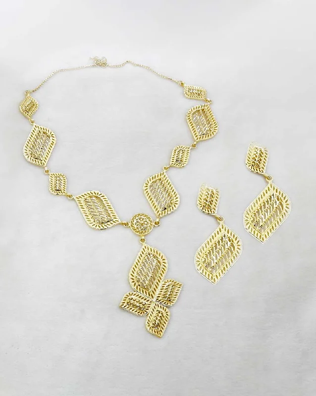 Gold Link Necklace-Bhavi Jewels Forming Gold Plated Copper Necklace Set - 1107859